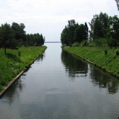 Regulacja rzek, budowa kanałów